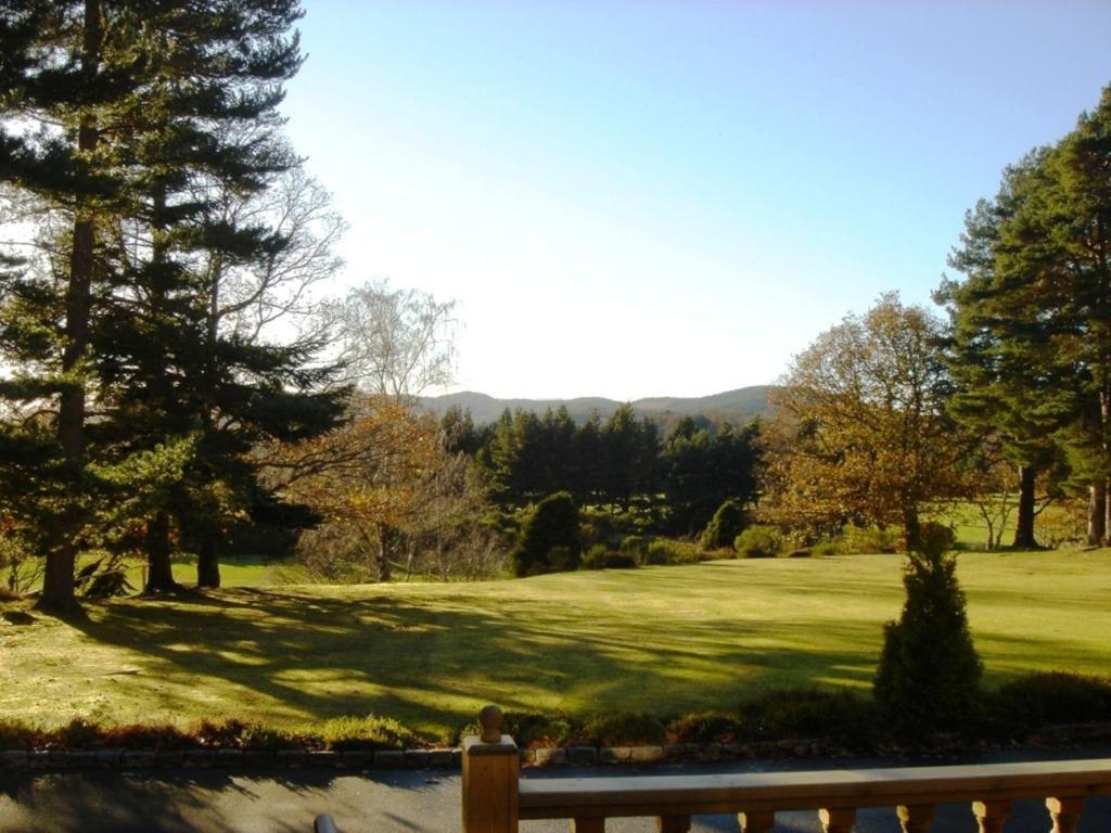 Glen Lui Hotel Ballater Extérieur photo