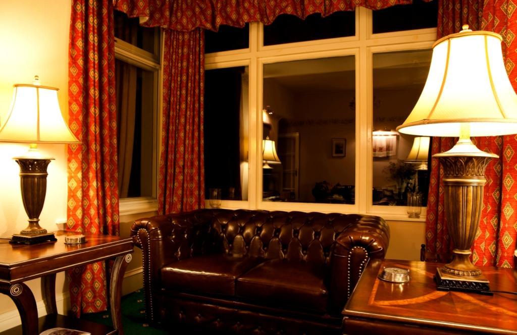 Glen Lui Hotel Ballater Extérieur photo