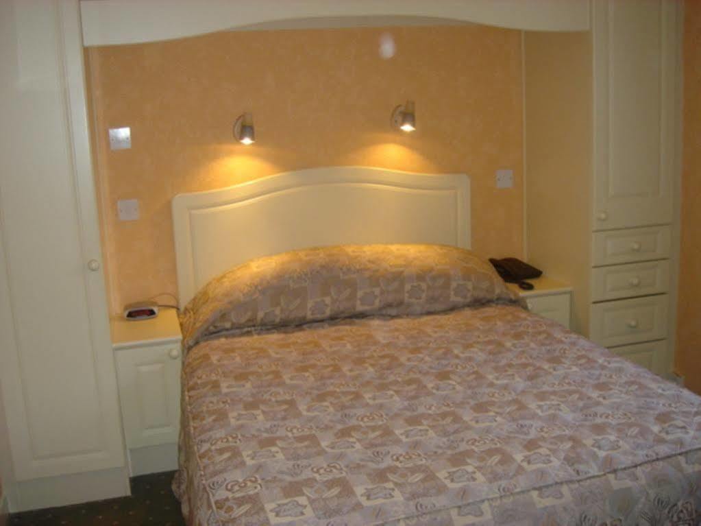 Glen Lui Hotel Ballater Extérieur photo